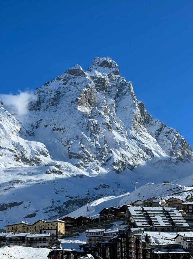Giomein Sporting Red House Breuil-Cervinia Esterno foto